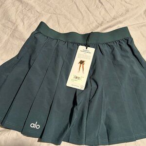 NWT ALO Yoga Women's Pleated Tennis Skirt in Teal